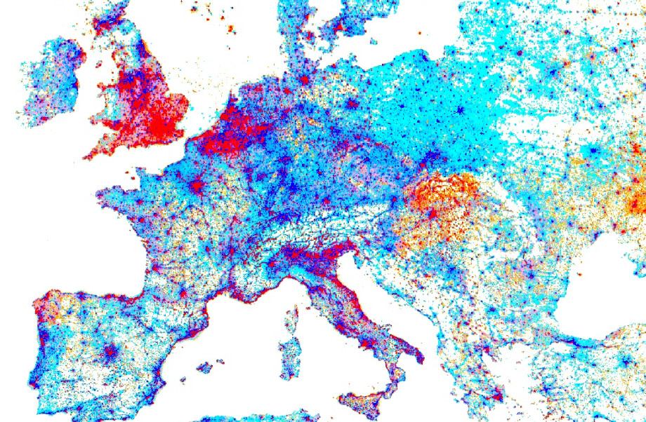 Planetary Scale Computing for Environmental Monitoring 