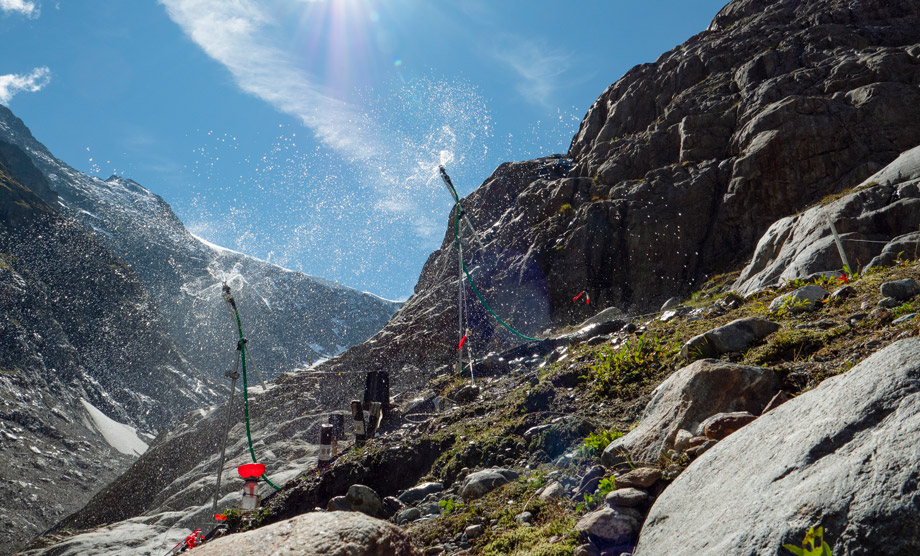 Rainfall simulations in the alps